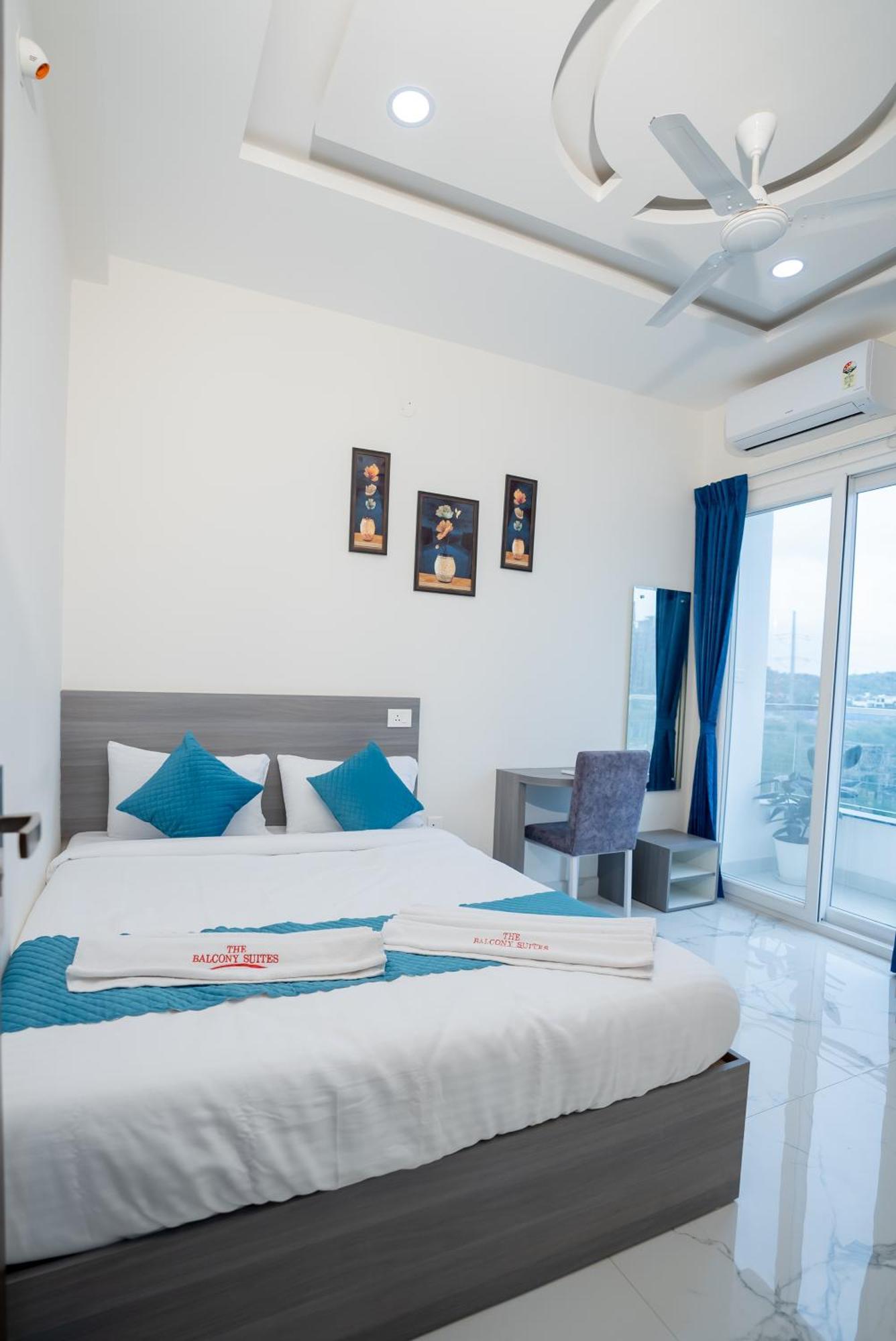 The Balcony Suites Hajdarábád Exteriér fotografie