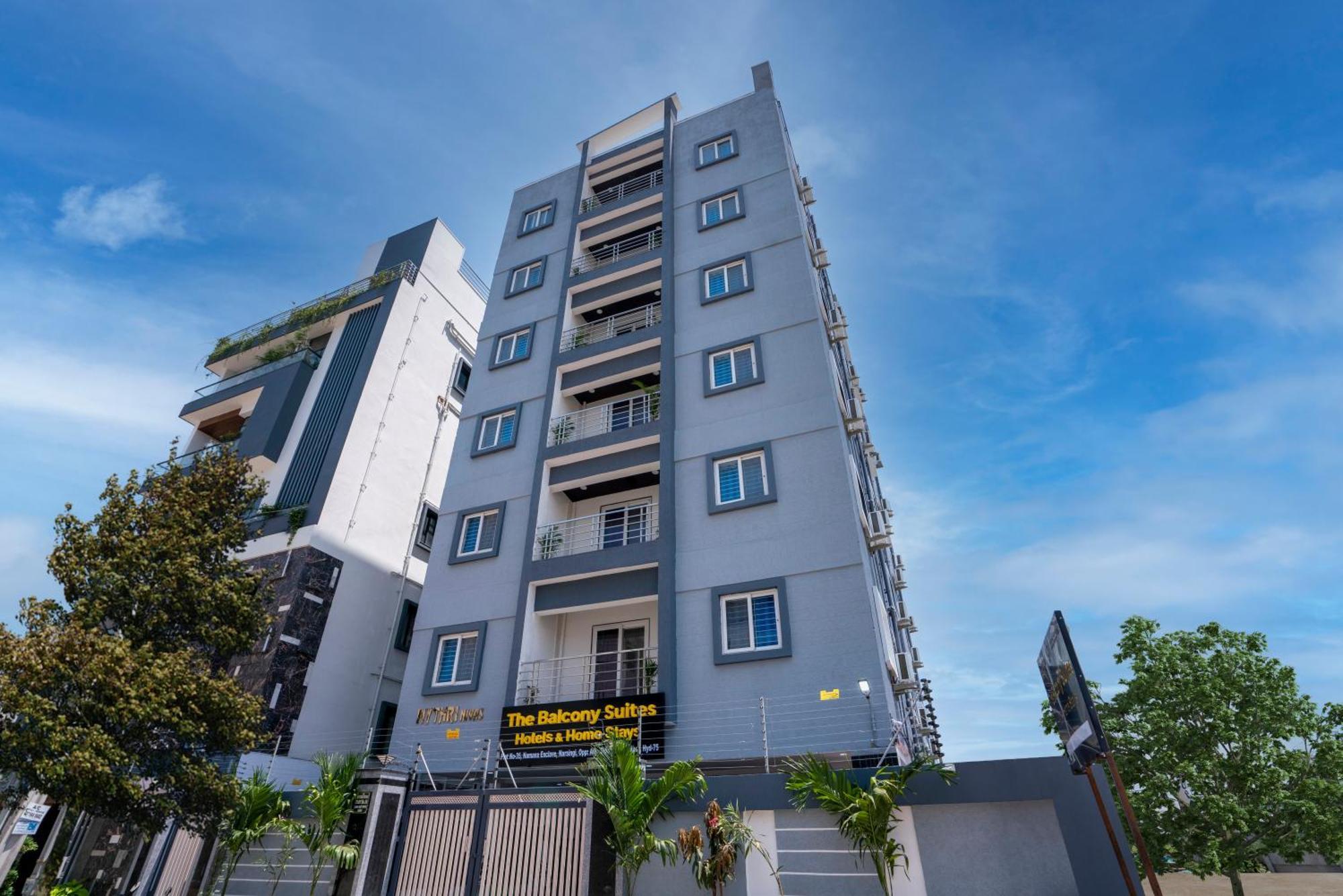 The Balcony Suites Hajdarábád Exteriér fotografie